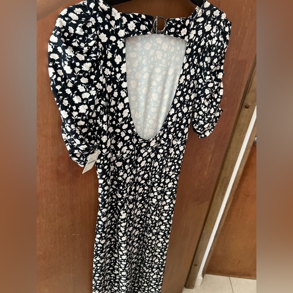 Free People Rosie Midi Dress Black White Floral Puff Sleeve Open Back Small NWT - Picture 4 of 16